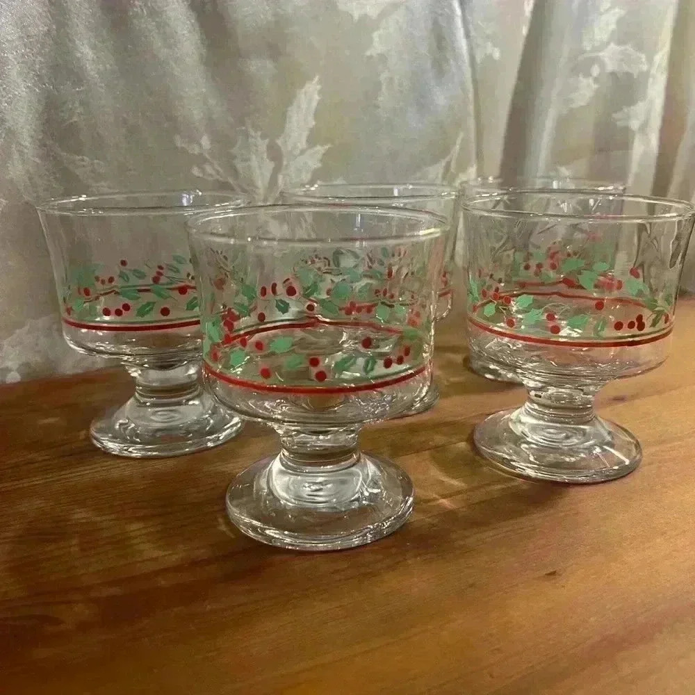 Vintage Arby's Holiday Sherbert Glass Patterned by Libby With Gold Rims - 1980's - Picture 4 of 4